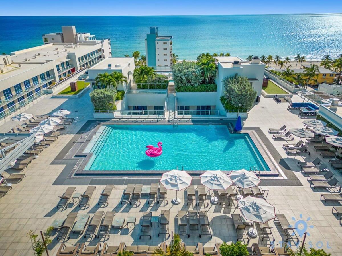 Lovely Apartment - Rooftop Pool - Hollywood Beach Exterior photo